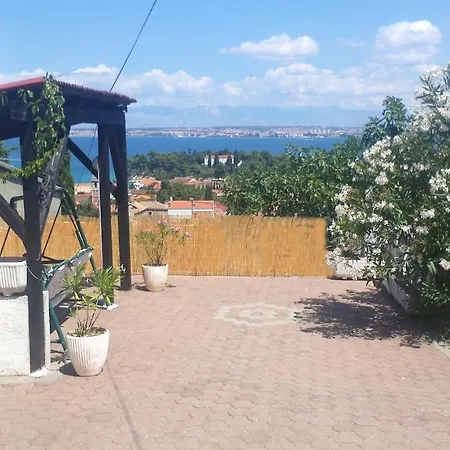 With A Parking Space Preko, Ugljan - 12658 *