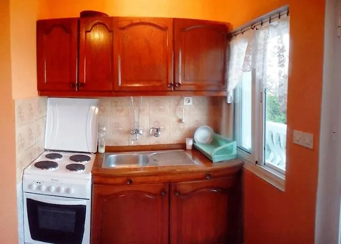 With A Parking Space Preko, Ugljan - 12658 شقة بريكو